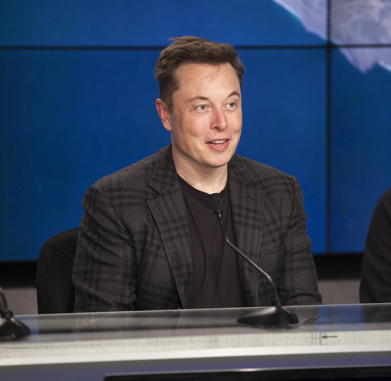 Elon Musk, reply to Anonymous tweeter user after sending him 154 times